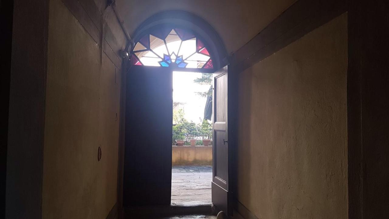 Cynthia'S Garden - Apartment With Private Garden In Santa Croce Firenze Esterno foto