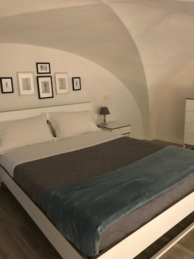 Cynthia'S Garden - Apartment With Private Garden In Santa Croce Firenze Esterno foto
